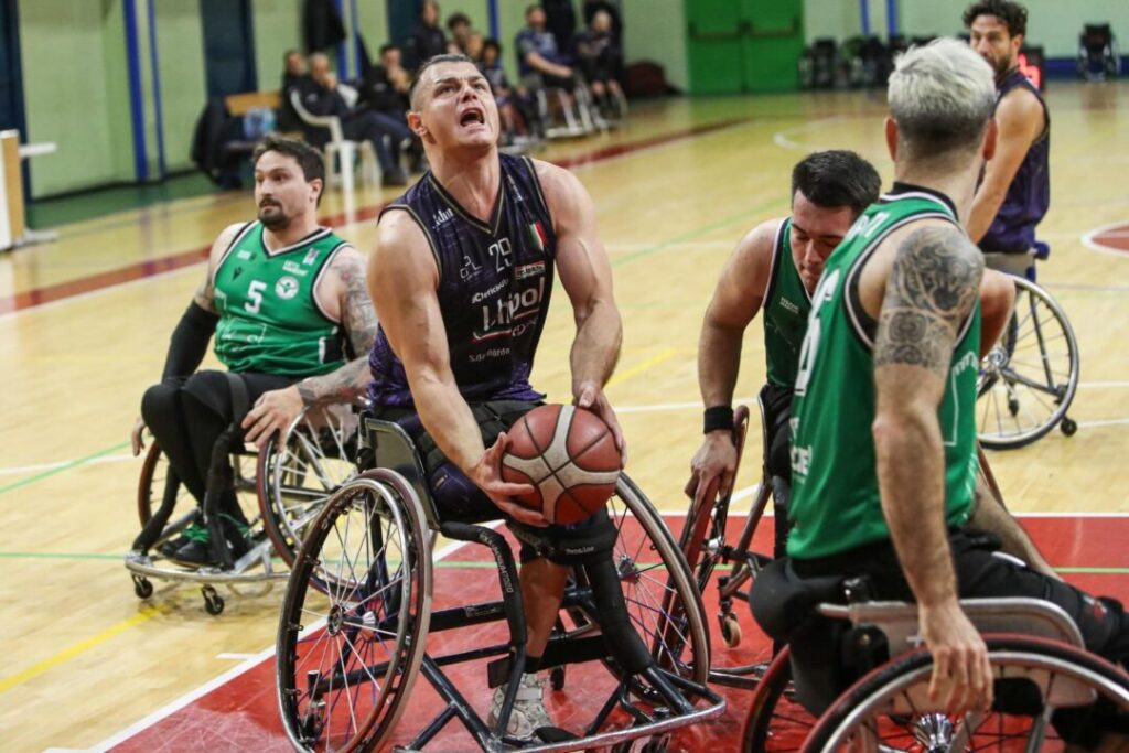 basket in carrozzina